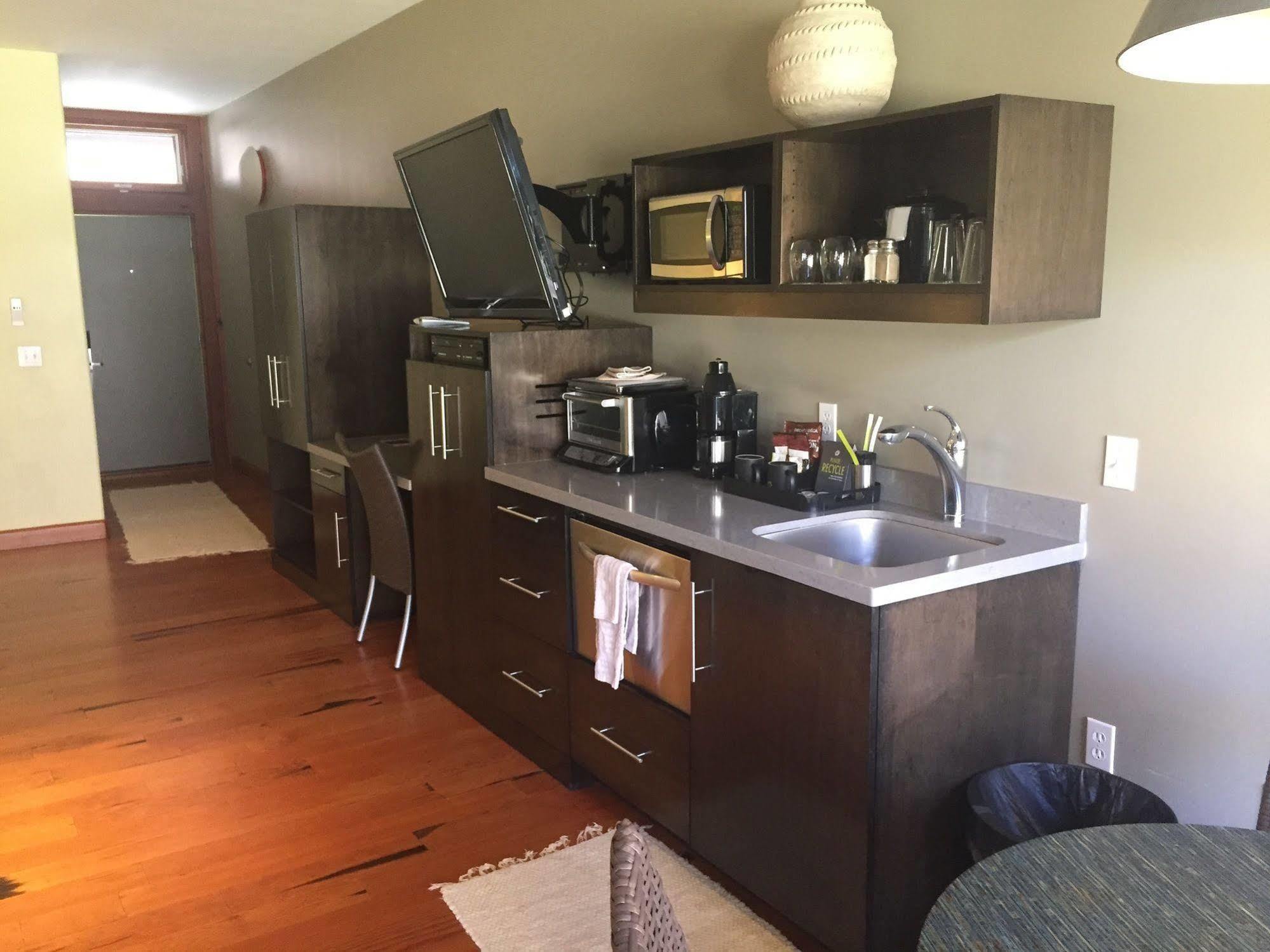 Desert Pearl Inn Springdale Bagian luar foto