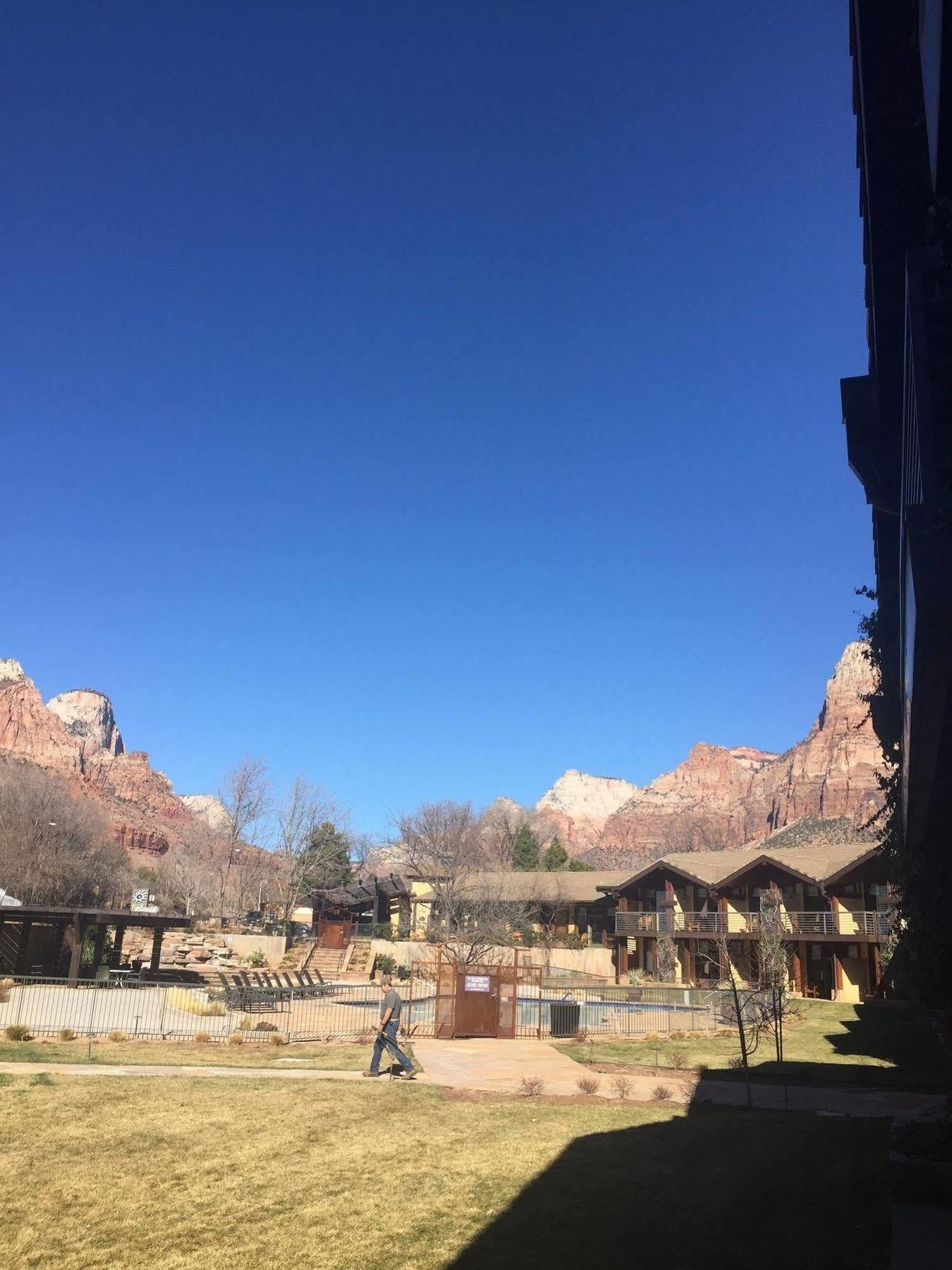Desert Pearl Inn Springdale Bagian luar foto